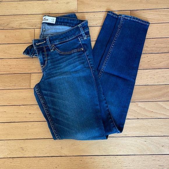 Hollister Skinny jeans - Picture 3 of 6